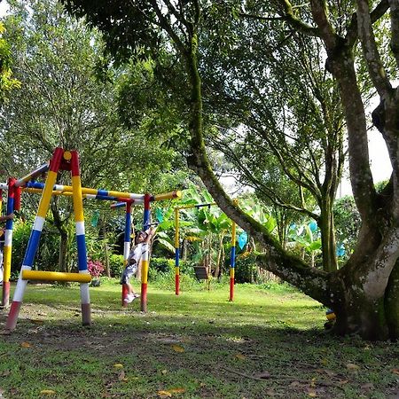 Casa Finca Villa Luz A 800 Mts Del Parque Del Cafe Montenegro Kültér fotó