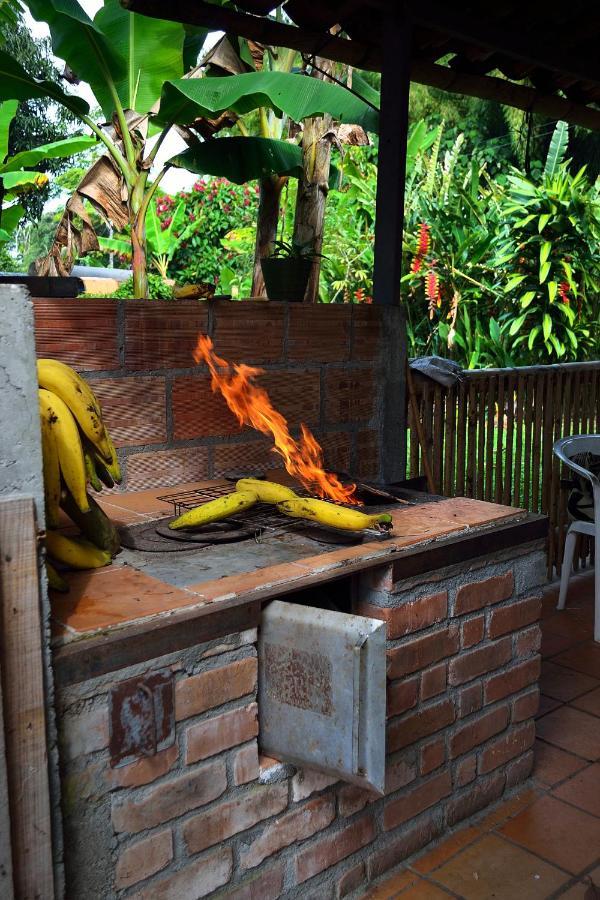 Casa Finca Villa Luz A 800 Mts Del Parque Del Cafe Montenegro Kültér fotó